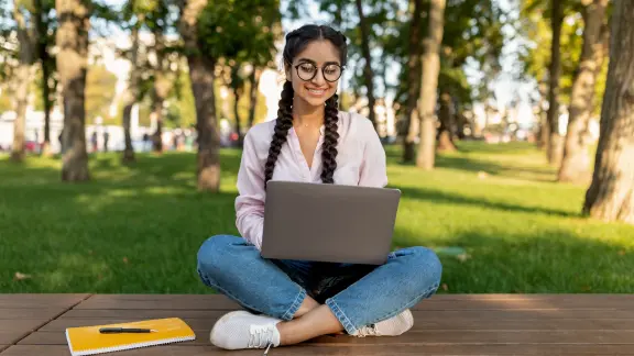 Empowering women at Diamond Harbour University with Jio True 5G